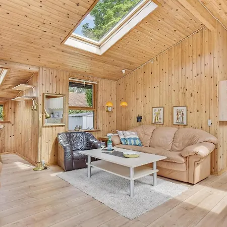 Сasa de vacaciones 3 Bedroom Cozy In Juelsminde (Hedensted)