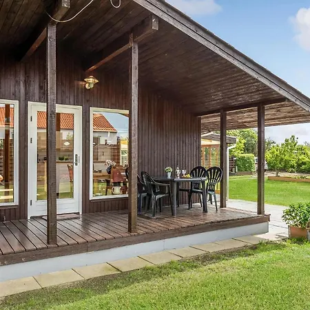 3 Bedroom Cozy In Сasa de vacaciones Juelsminde (Hedensted)