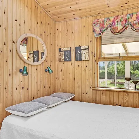 Сasa de vacaciones 3 Bedroom Cozy In *
